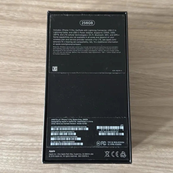 Apple iPhone 11 Pro EMPTY BOX with charger - Picture 5 of 5